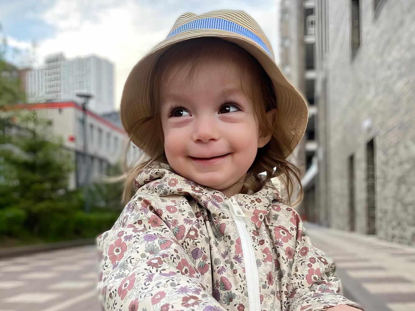 Eva has gastroschisis - the baby needs surgery to digest food
