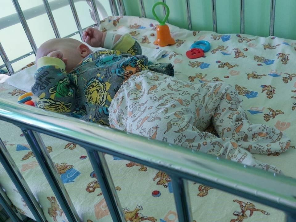 Вячеслав – сирота, ему нужна помощь няни во время лечения!