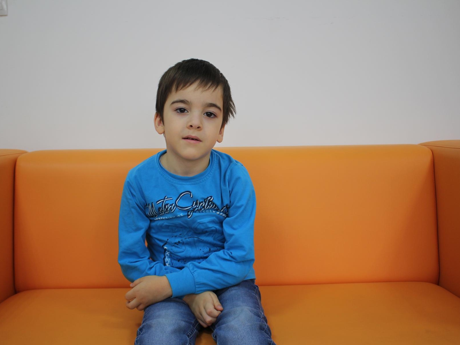 Let's help Deni with autism to complete the necessary rehabilitation course