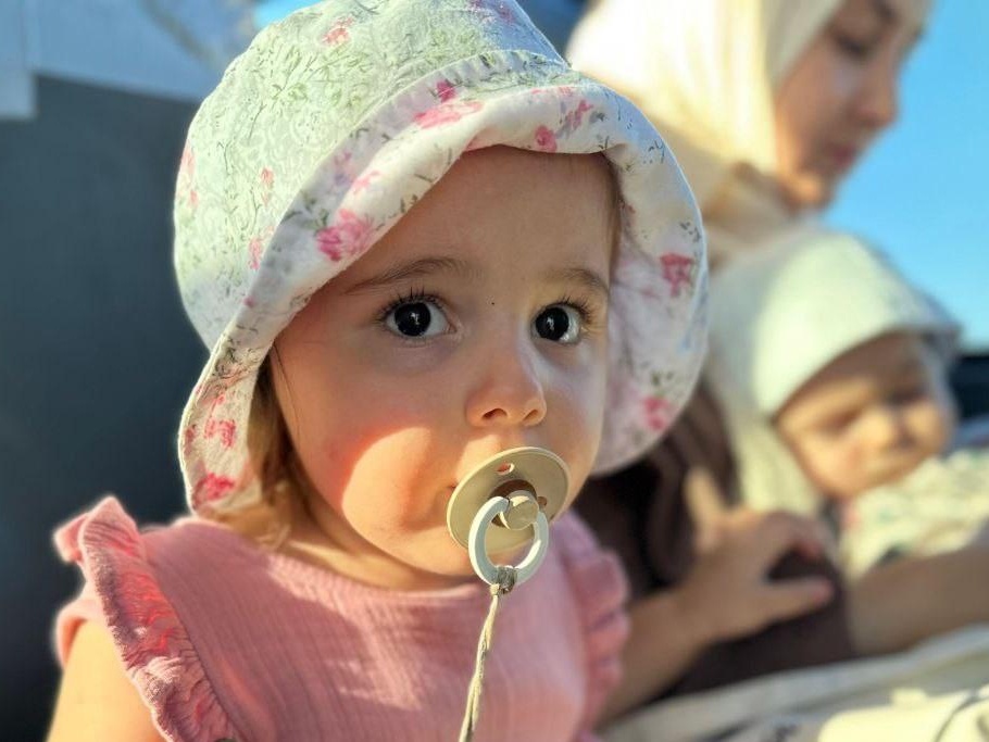 Khadija needs a drug that will stop severe inflammation in the bone tissue. Let's help the baby and another girl with a similar immune pathology