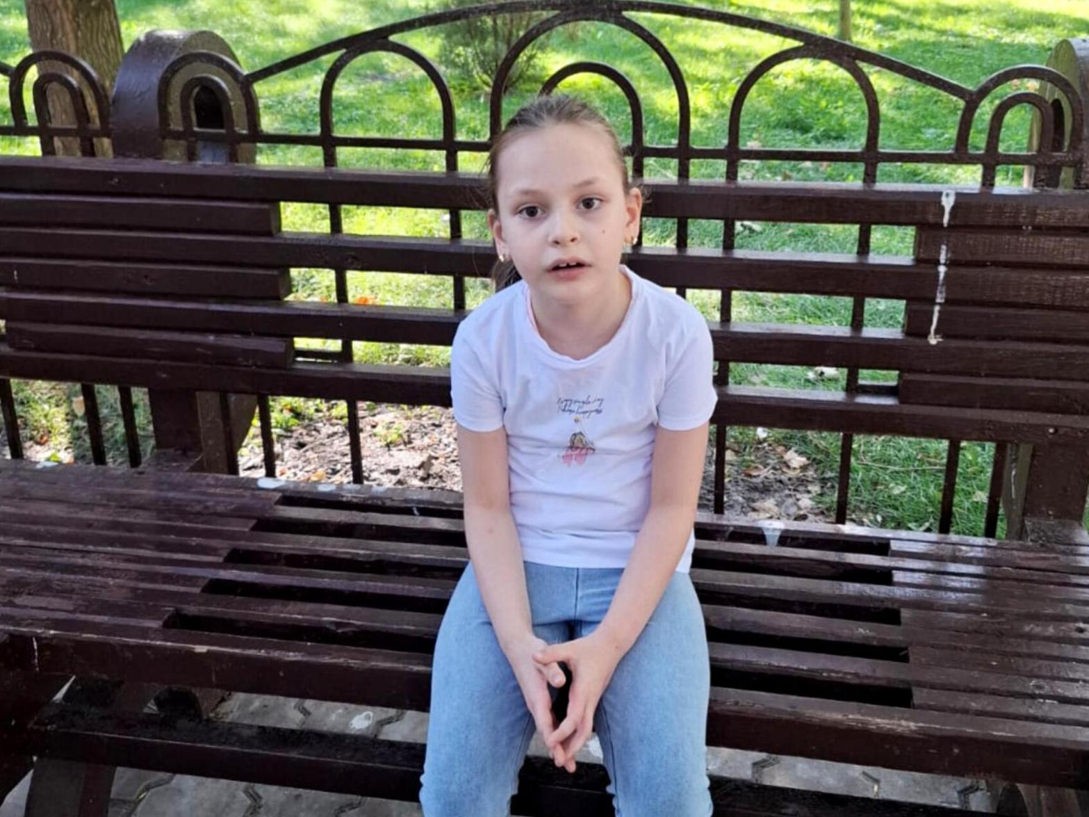 Samira has autism! To develop communication and speech skills, the girl needs a rehabilitation course!