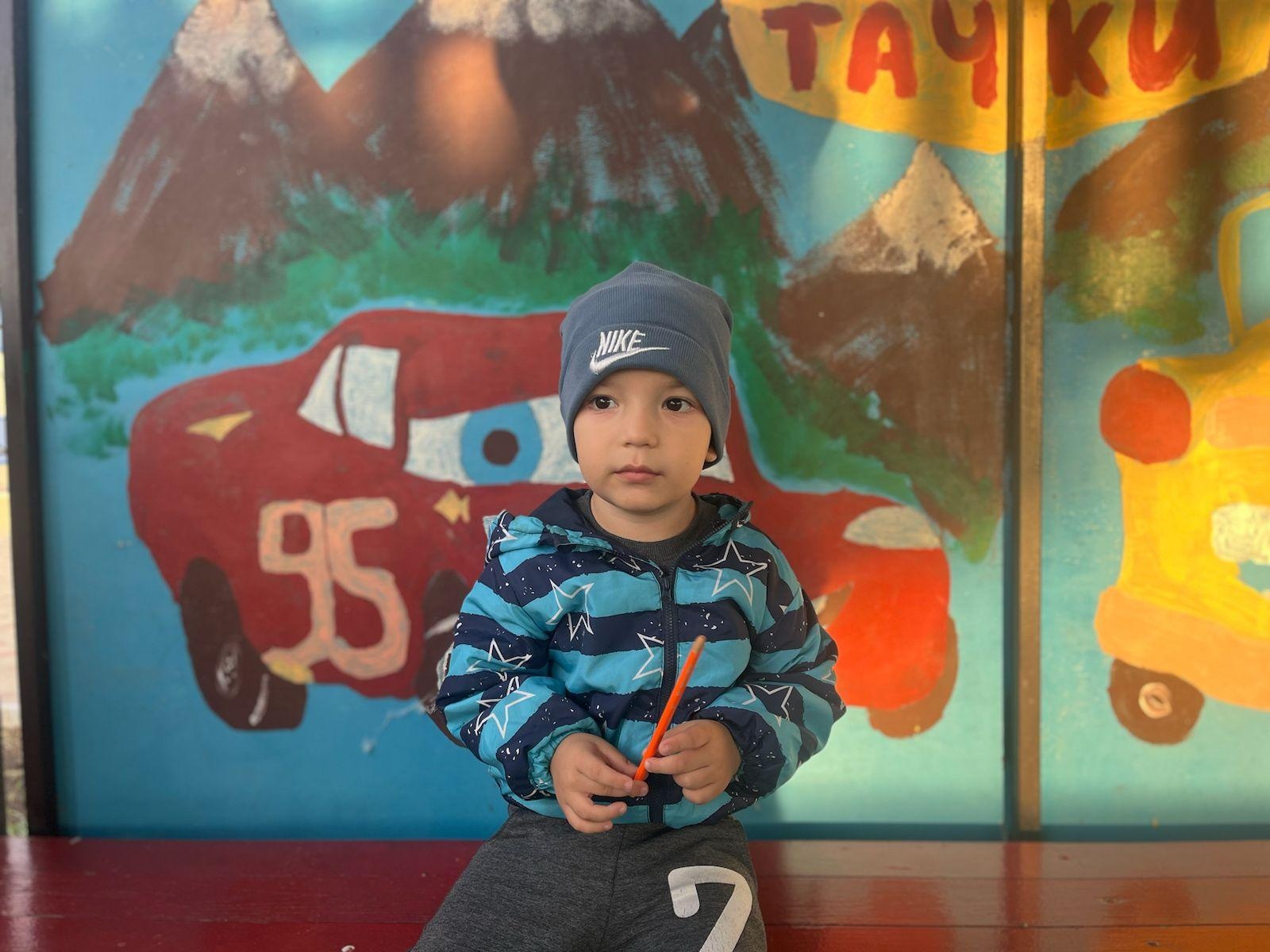 Hamza has delayed psychorechological development. To learn how to speak, he needs a rehabilitation course