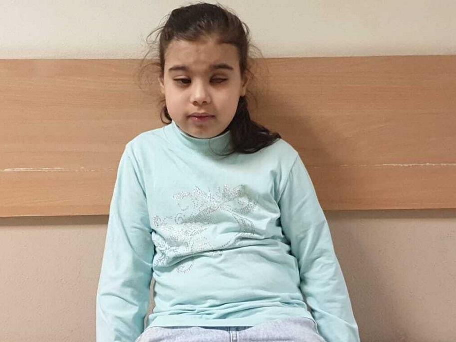 Shikhirizadeh needs surgery to save her eye!