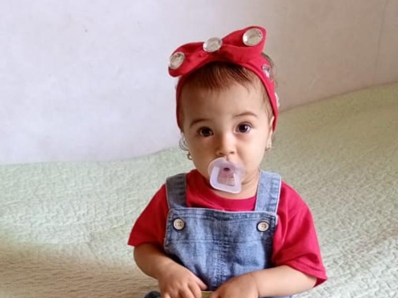 Let's help Mohinoor fight with cancer and save her eyesight!
