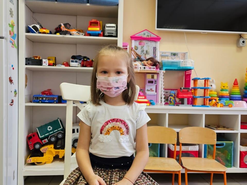 Ulyana and 7 other children have cancer. To make a accurate diagnosis and choose treatment tactics, they need to send tests to Moscow!