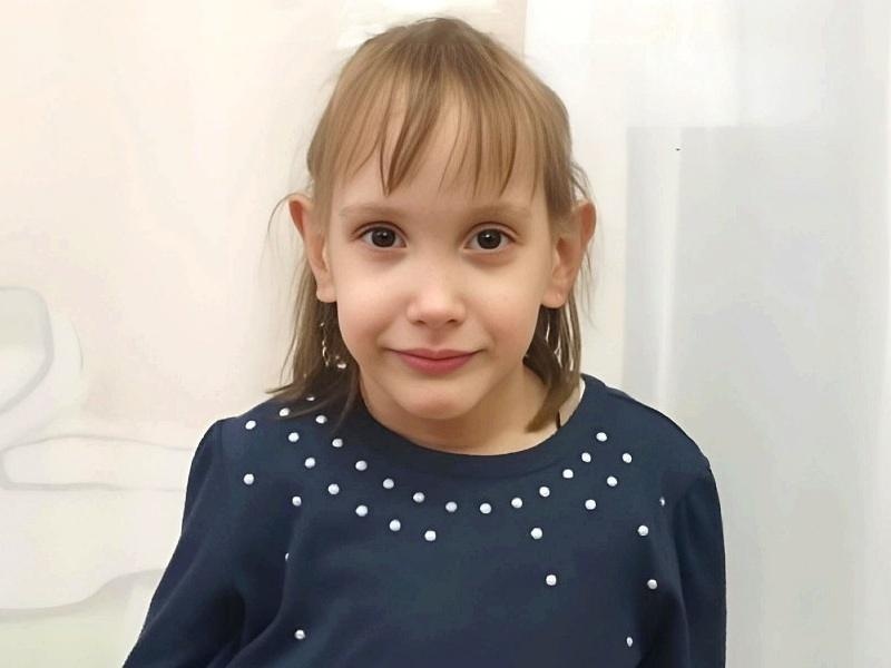 Vala needs a babysitter to accompany her on her hospitalization after a complicated surgery