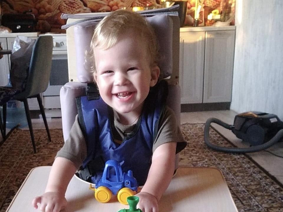 Sasha has cerebral palsy. He needs a rehabilitation course to learn to walk independently.