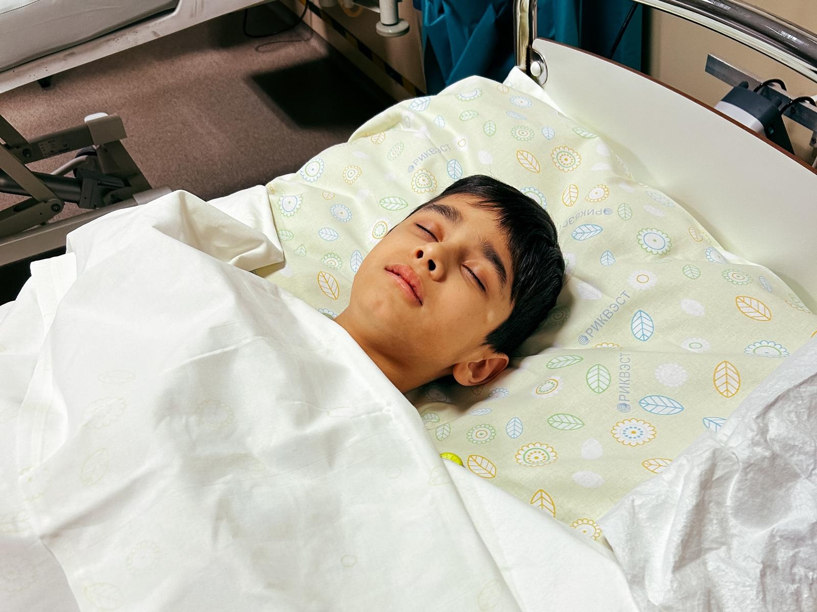 Abdullo requires expensive treatment for osteomyelitis of the femur