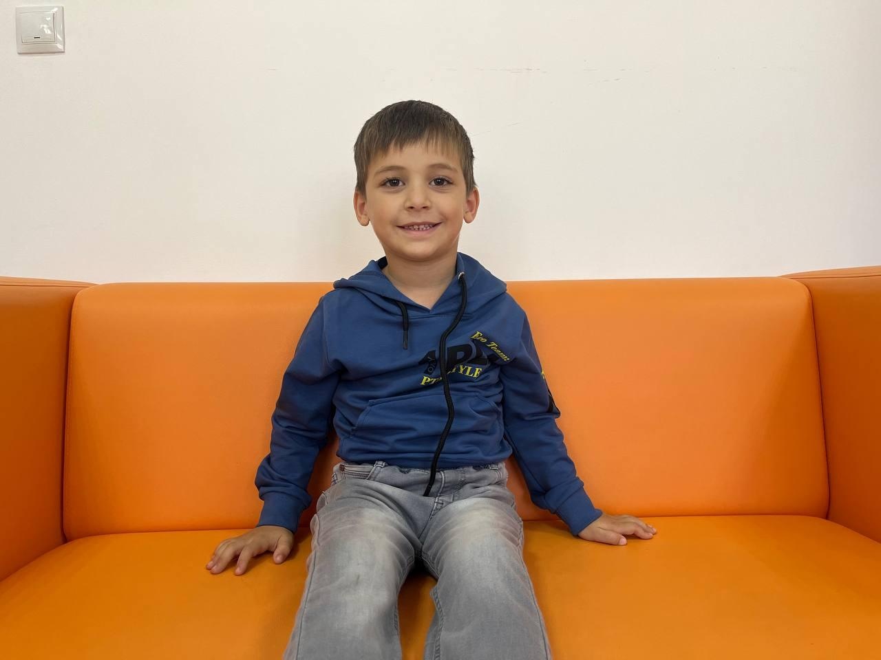 Let's help Alim with cerebral palsy to continue rehabilitation courses to learn new skills
