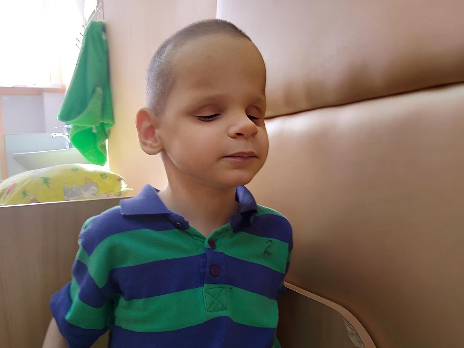 Gleb is a deaf-blind orphan with extremely low body weight. He needs nutritional therapy!