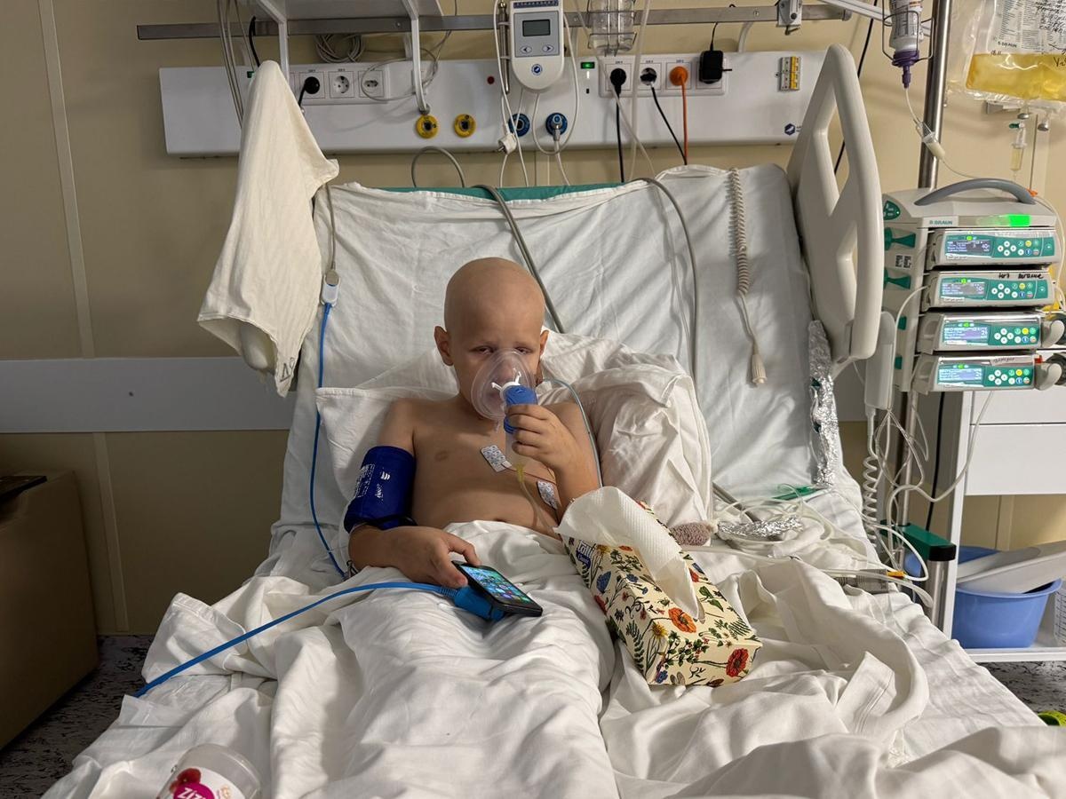 Children with cancer in intensive care need special medicine!