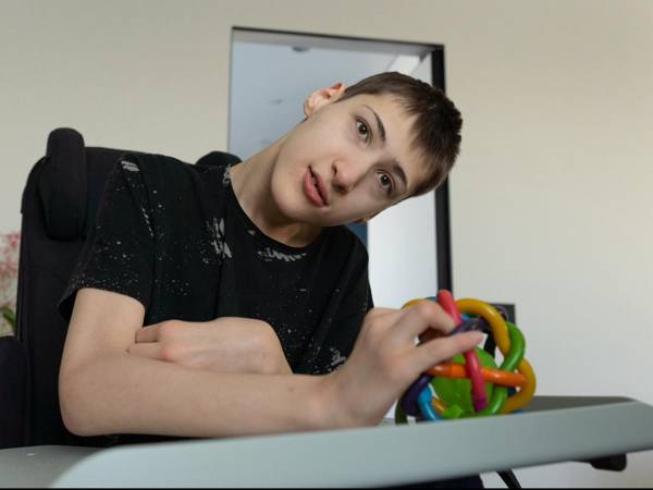 Вите нужна новая коляска для прогулок на улице