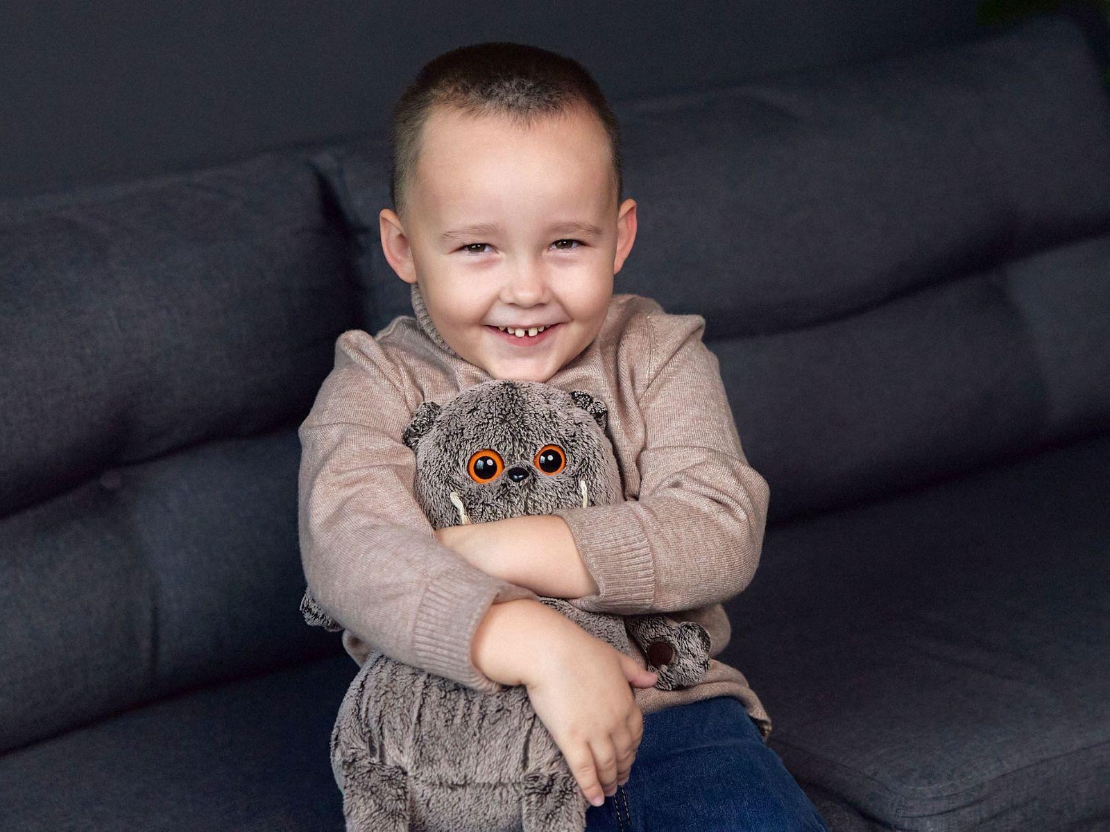 Sava has cystic fibrosis and needs a powerful inhaler to cleanse his lungs
