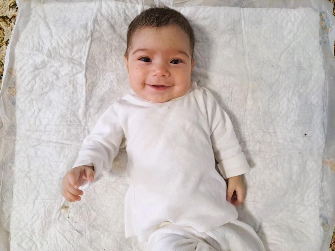 Nushofarin has a congenital heart defect, she needs surgery