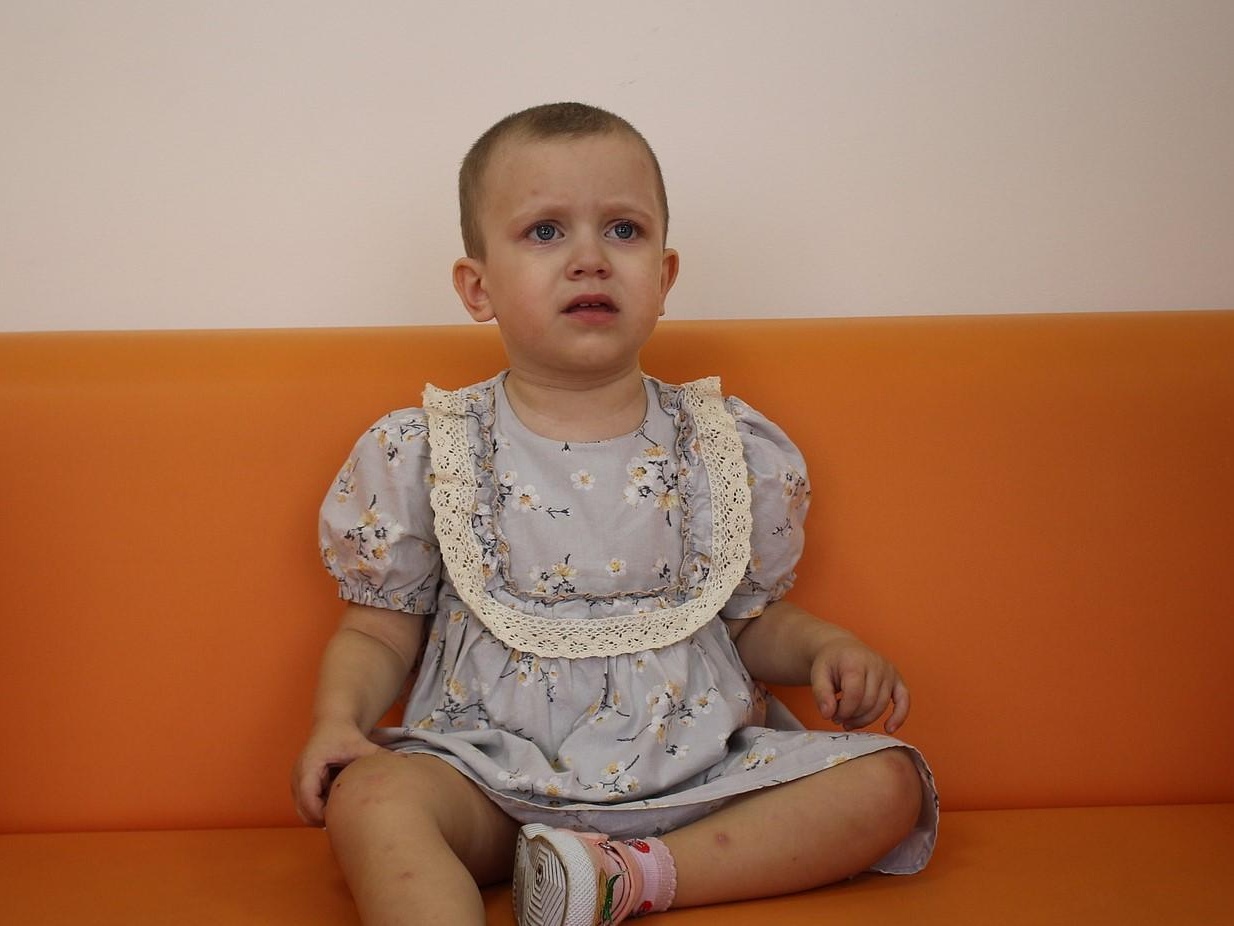 Amina needs a rehabilitation course to learn to talk and understand others!